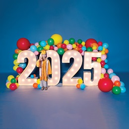 Lighted Year and Colored Balloons Graduation Photo Prop